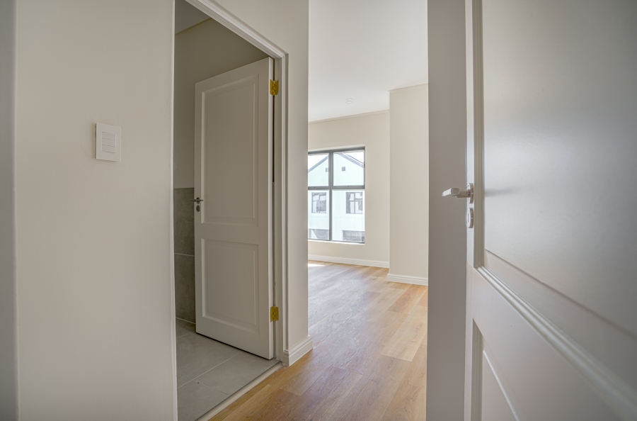 2 Bedroom Property for Sale in Sandown Western Cape